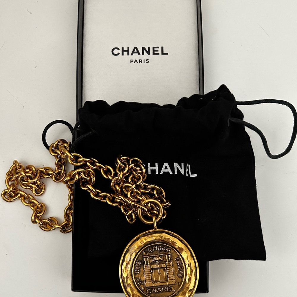 Vintage Channel necklace